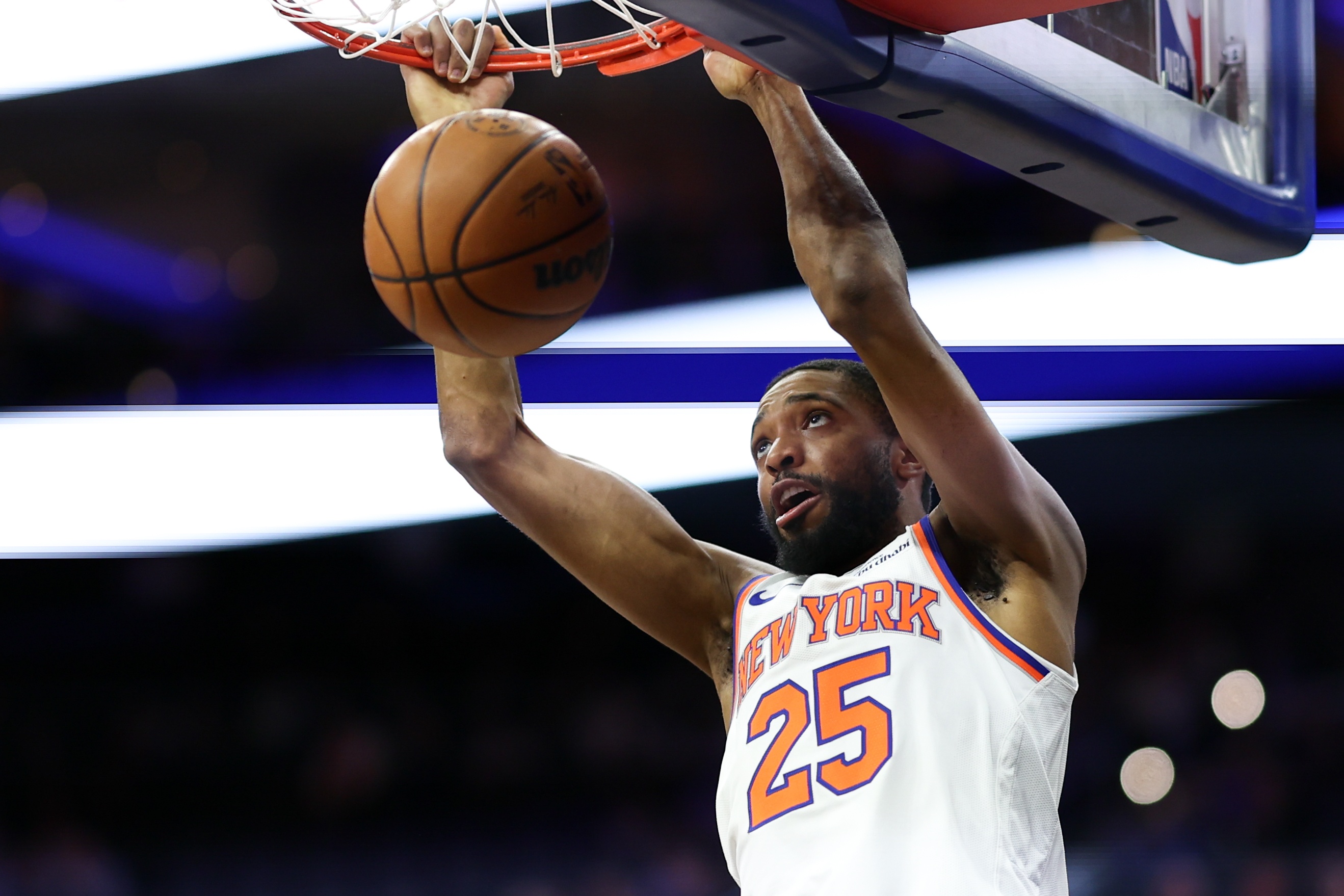 kaiyun-大桥：马刺是支出色的队伍 我们必须拿出最佳状态